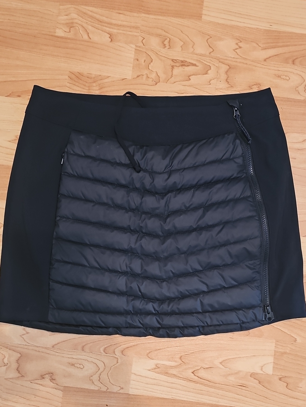 Columbia Black Quilted Panel Women’s Skirt